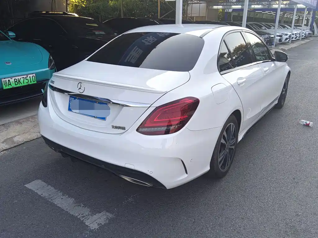 Mercedes-Benz C-Class — миниатюра 7