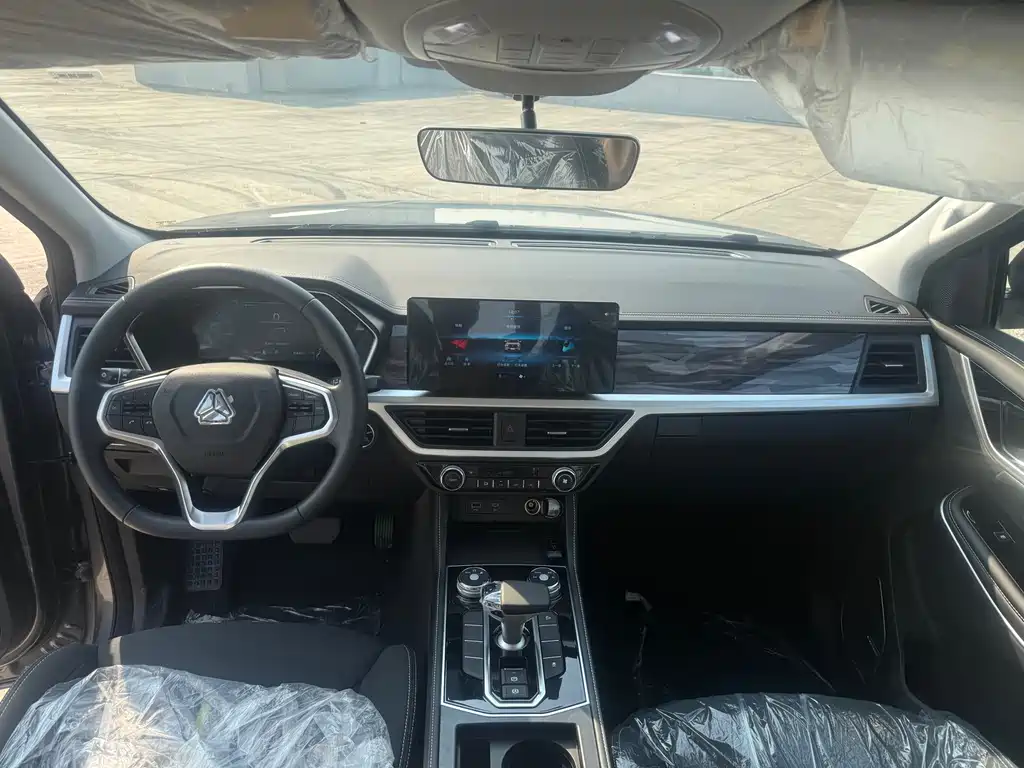 Sinotruk BOLDEN — миниатюра 5