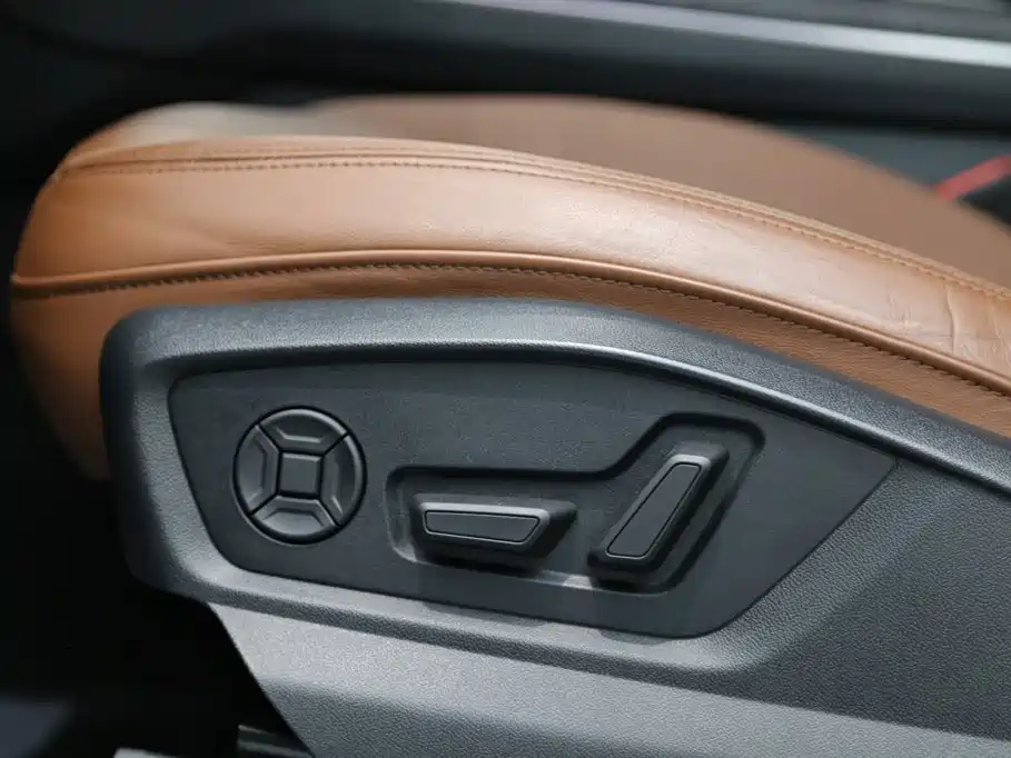 Audi Q8 — миниатюра 12