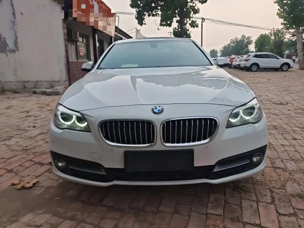 BMW 5 Series — миниатюра 3