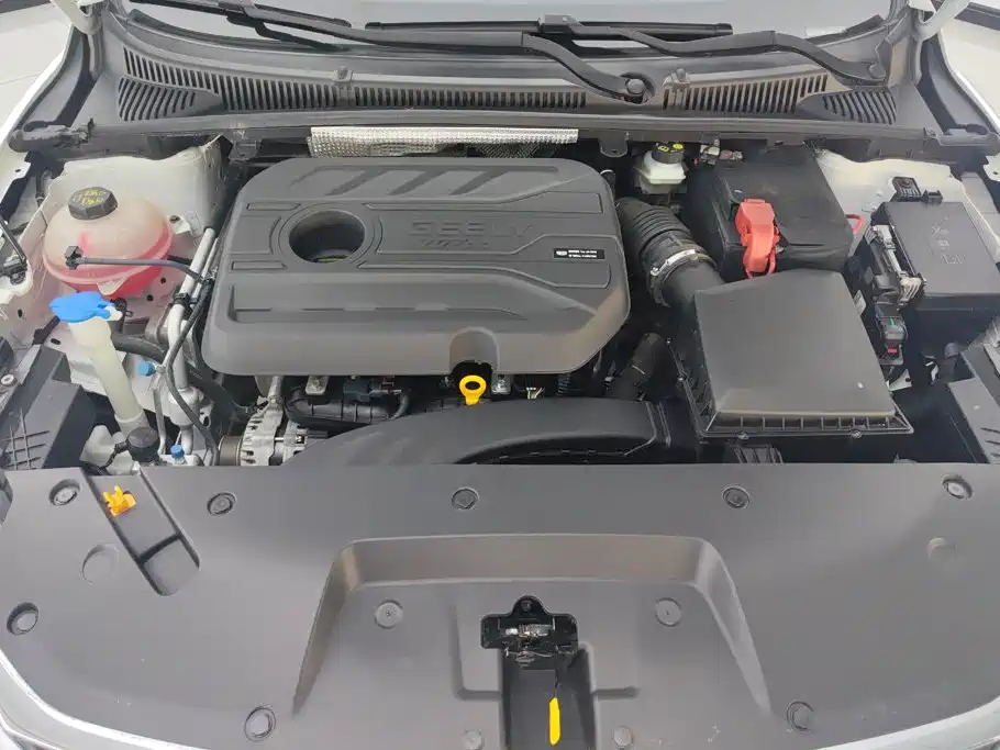 Geely Binrui — миниатюра 10