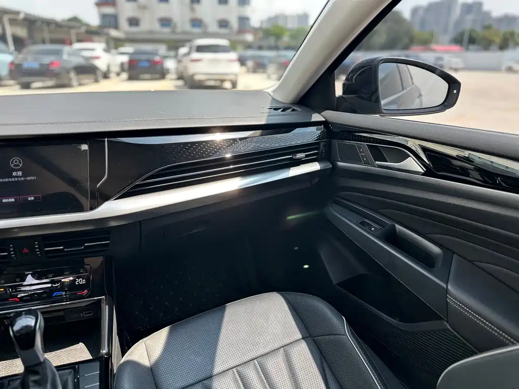 Volkswagen Passat — миниатюра 15