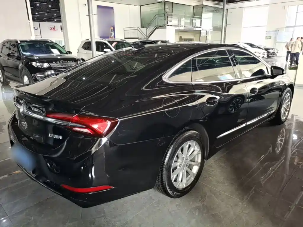 Buick LaCrosse — миниатюра 7