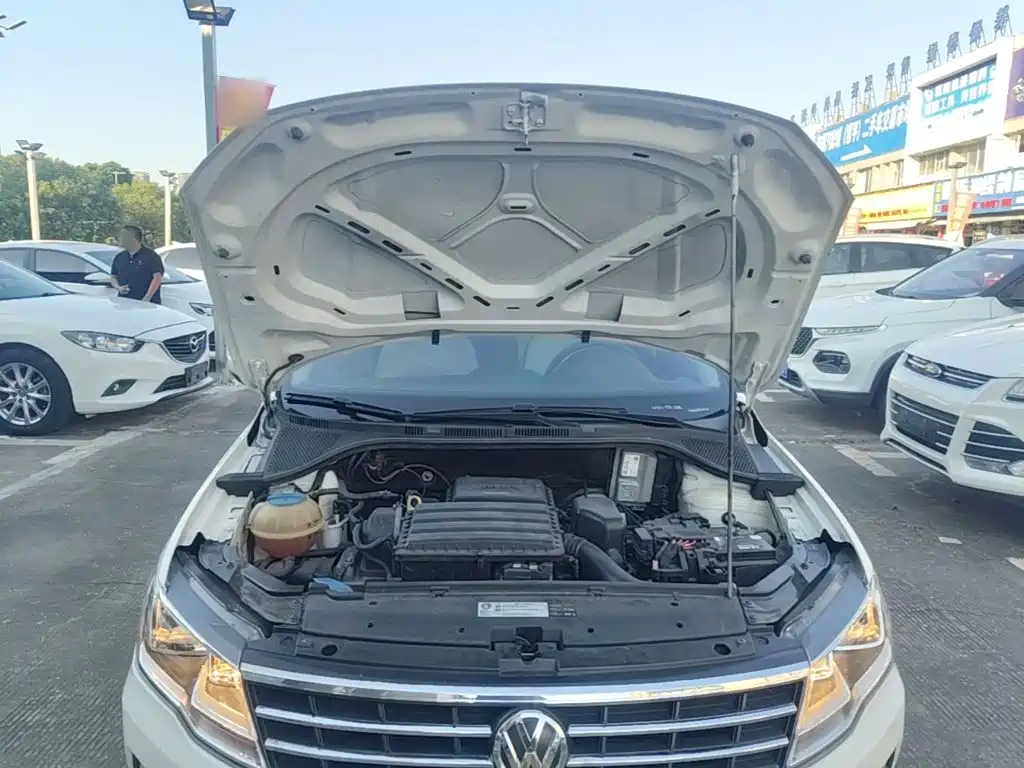 Volkswagen Jetta — миниатюра 20