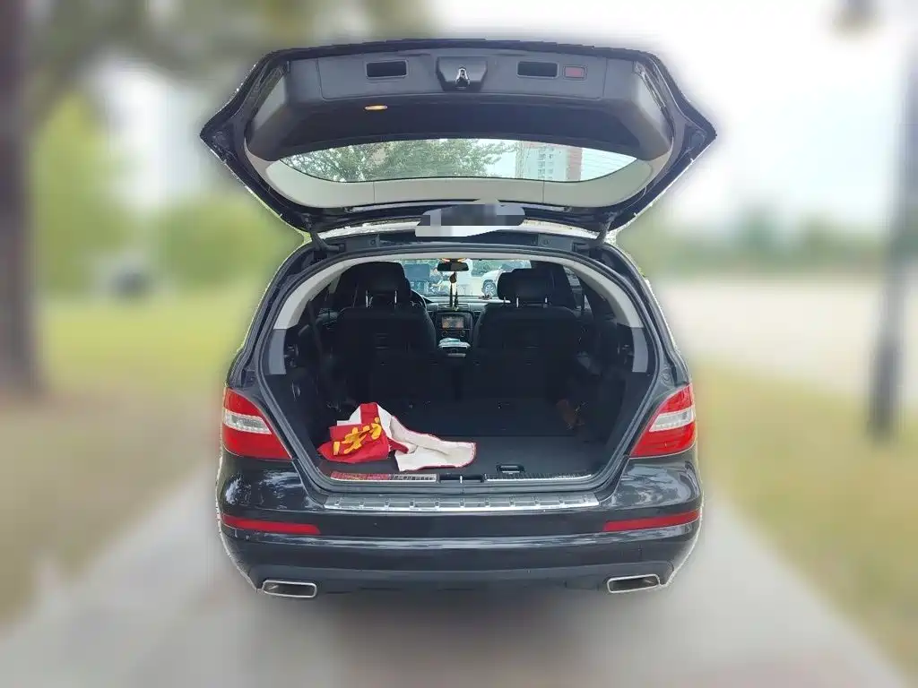 Mercedes-Benz R-Class — миниатюра 15