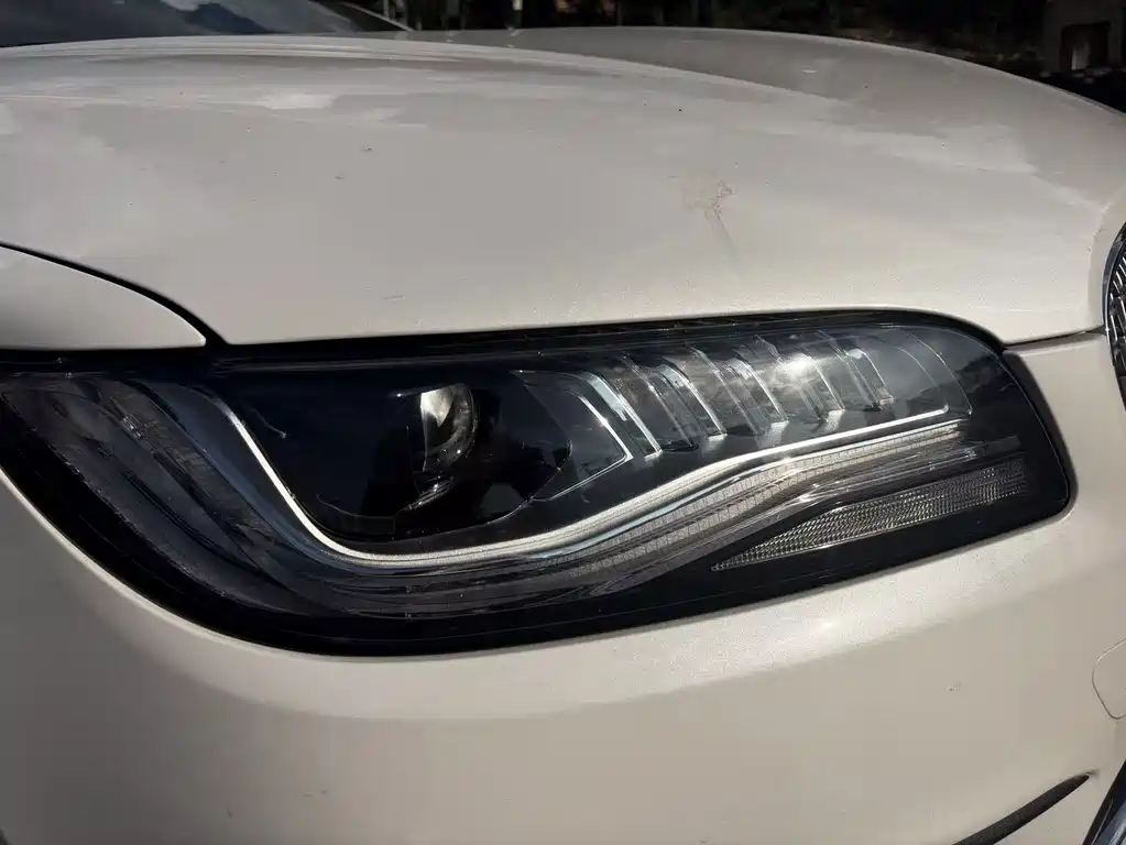Lincoln MKZ — миниатюра 12