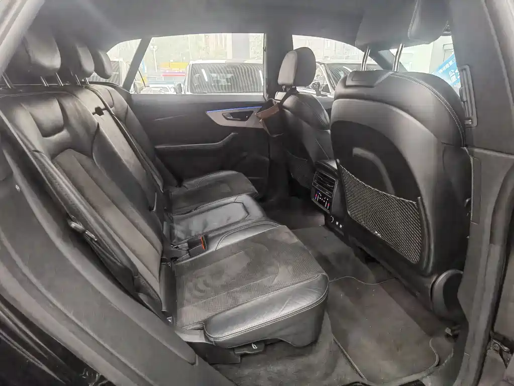 Audi Q8 — миниатюра 20
