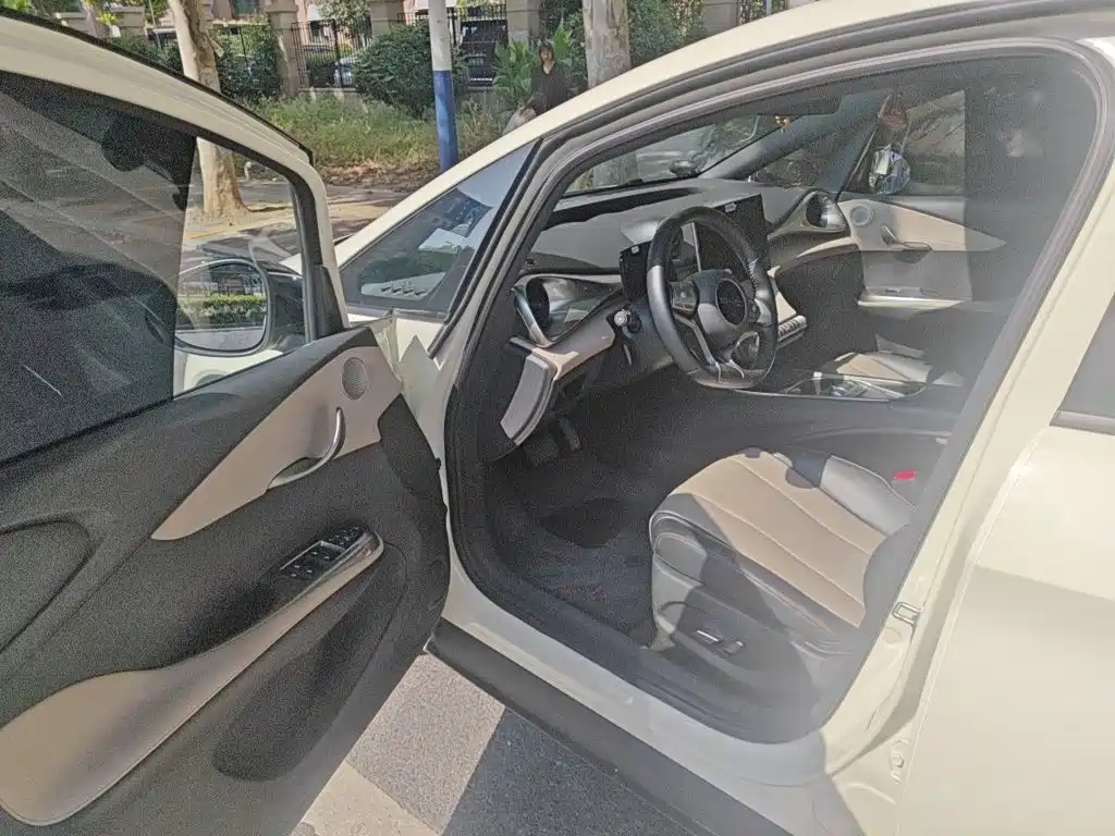 BYD Dolphin — миниатюра 12