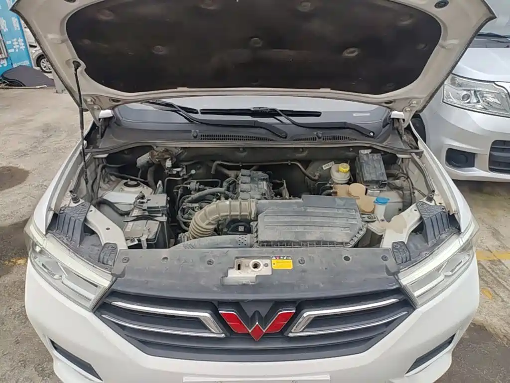 Wuling Hongguang — миниатюра 20