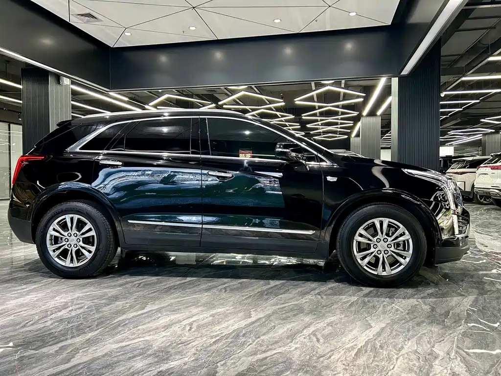 Cadillac XT5 — миниатюра 4