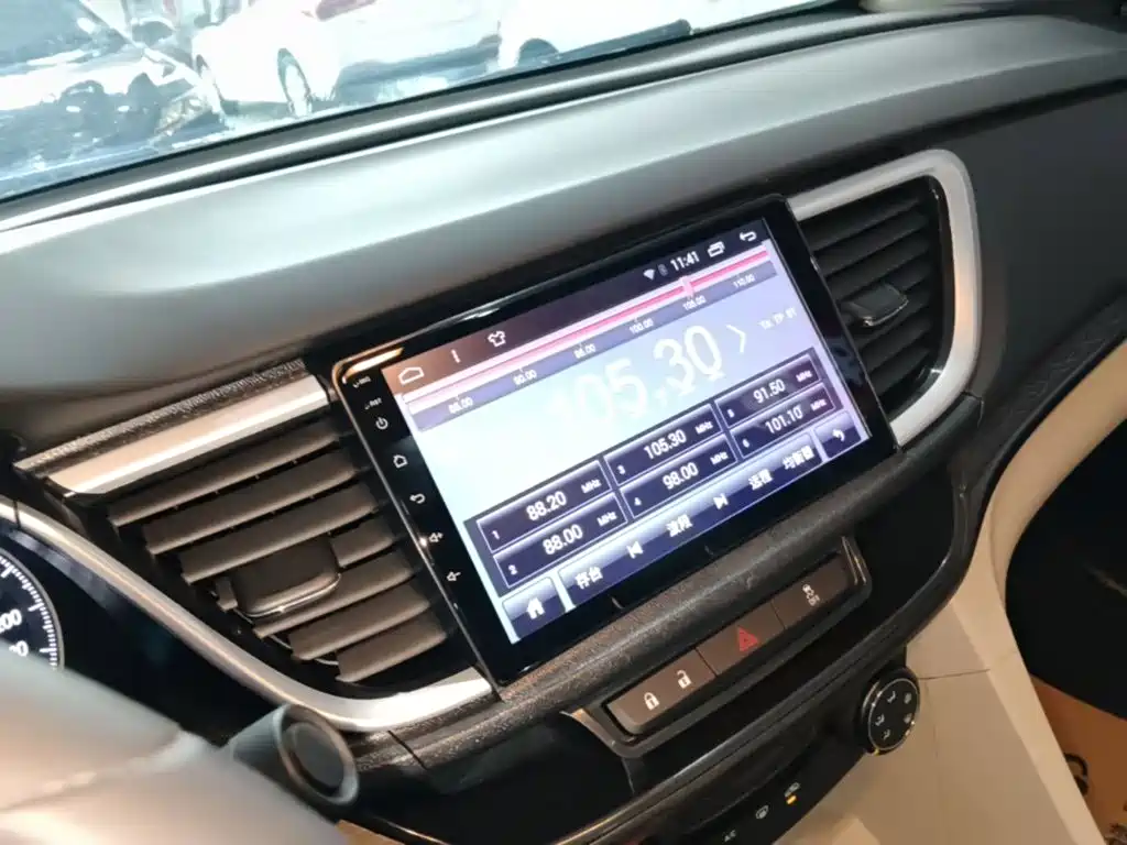 Buick Excelle — миниатюра 13