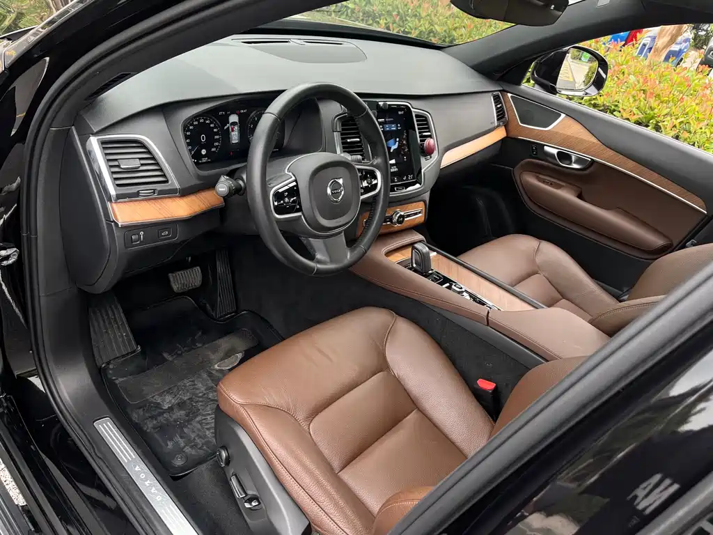 Volvo XC90 — миниатюра 13