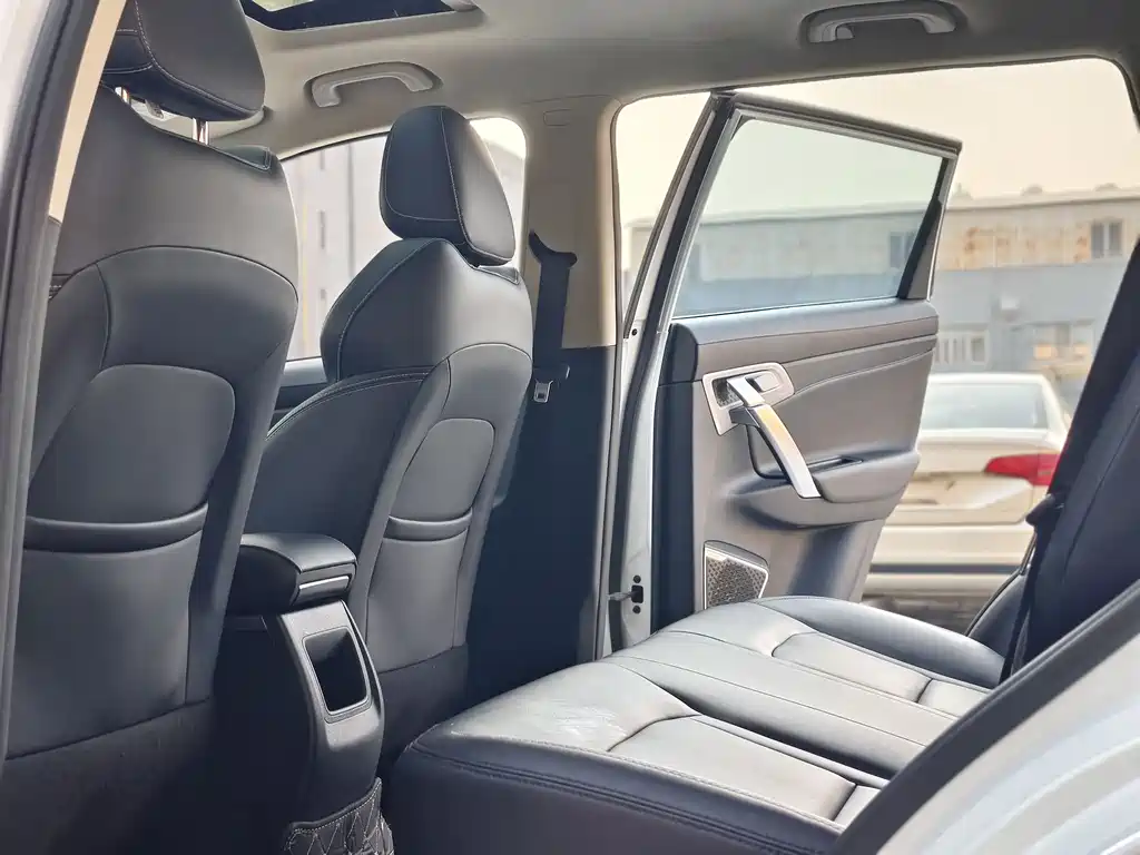 GEELY AUTOMOBILE BOYUE