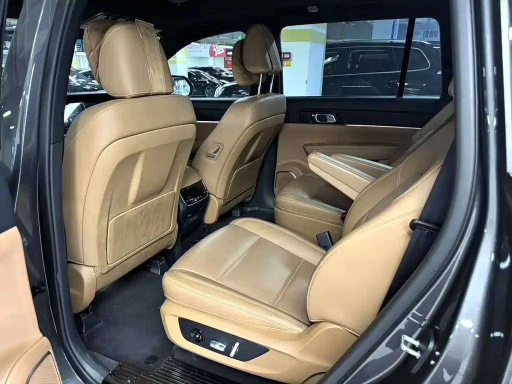 Li Auto Li ONE — миниатюра 4