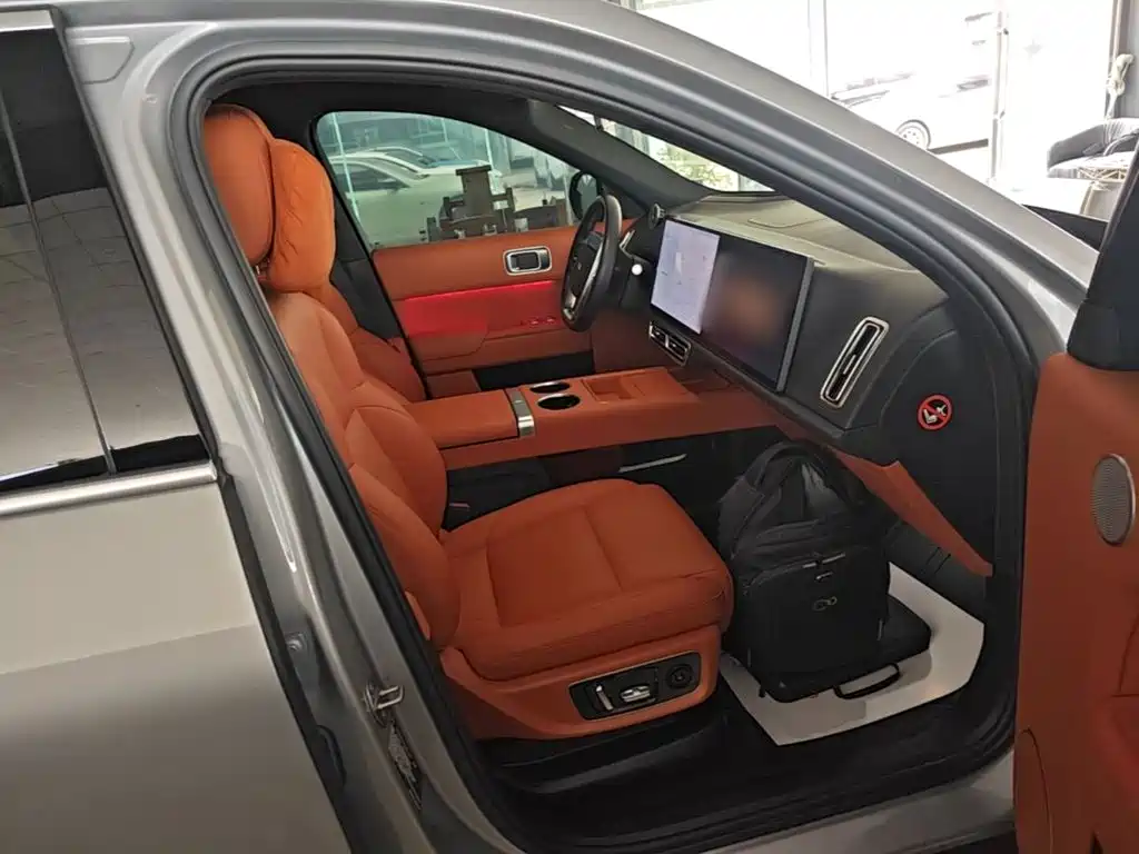 Li Auto Li L8 — миниатюра 25