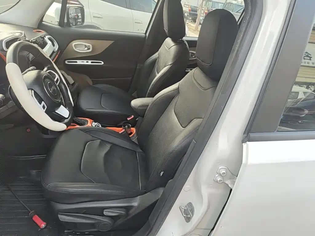Jeep Renegade — миниатюра 15
