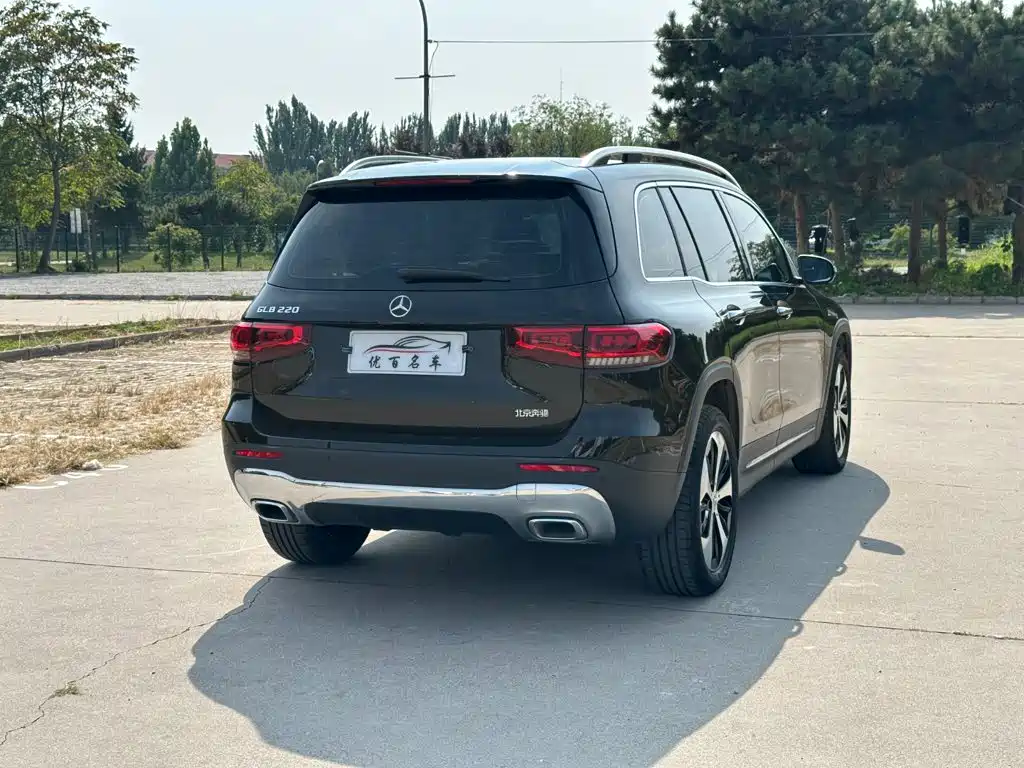 Mercedes-Benz GLB — миниатюра 6