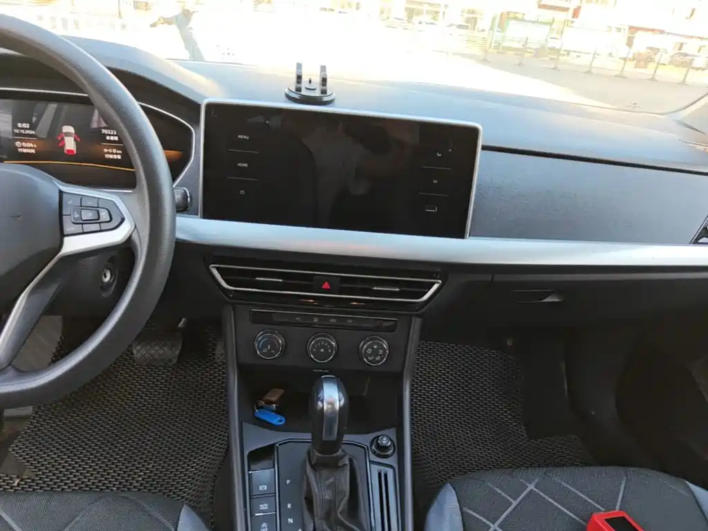 Volkswagen Lavida — миниатюра 13