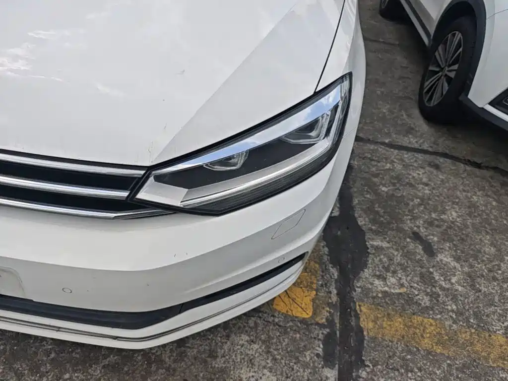 Volkswagen Touran — миниатюра 24