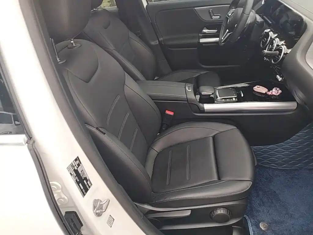 Mercedes-Benz GLA — миниатюра 25