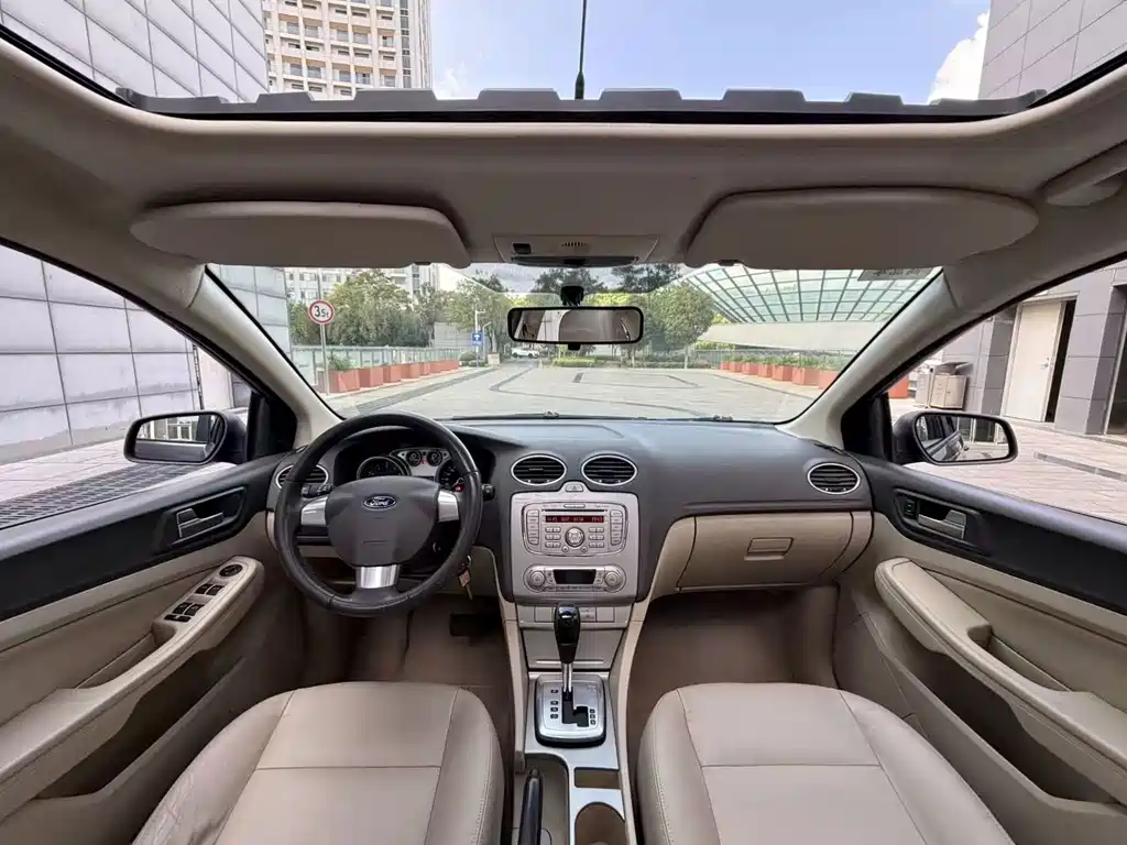 Ford Focus — миниатюра 4