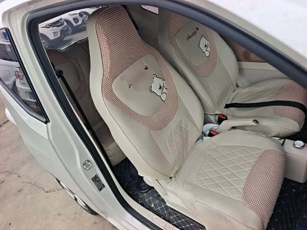 Wuling MINIEV — миниатюра 25