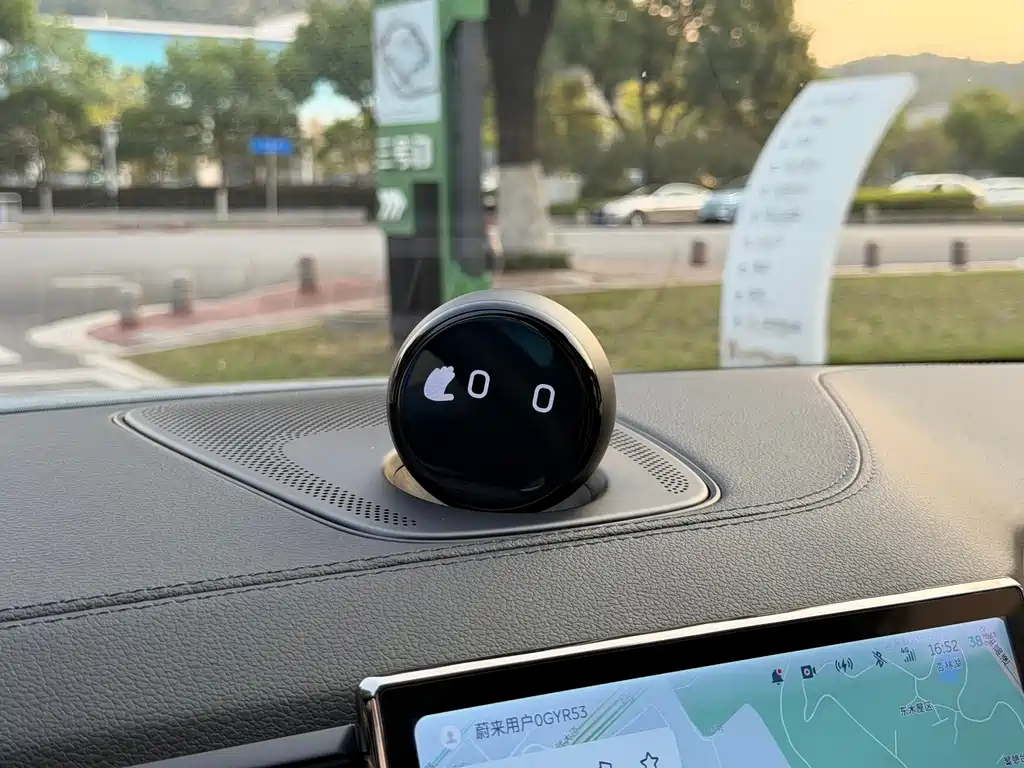 NIO ES6 — миниатюра 13