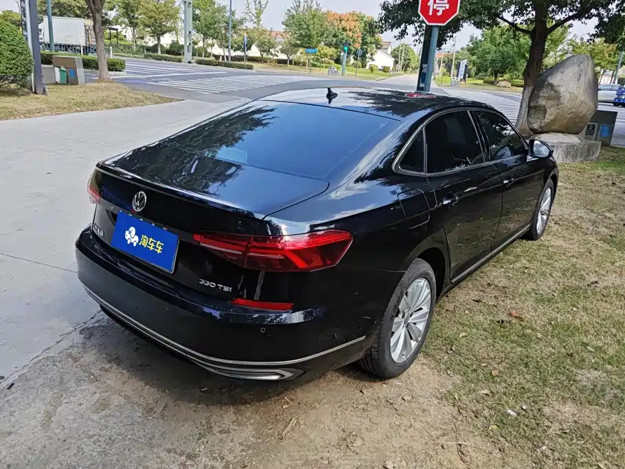 Volkswagen Passat — миниатюра 3