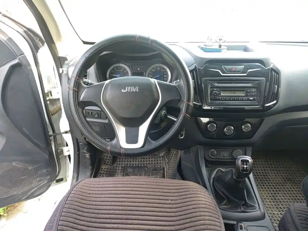 Isuzu RE-MAX Ruimai — миниатюра 11