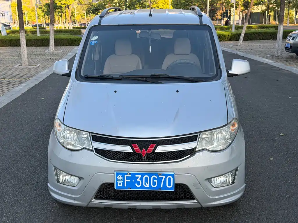 Wuling Hongguang — миниатюра 2