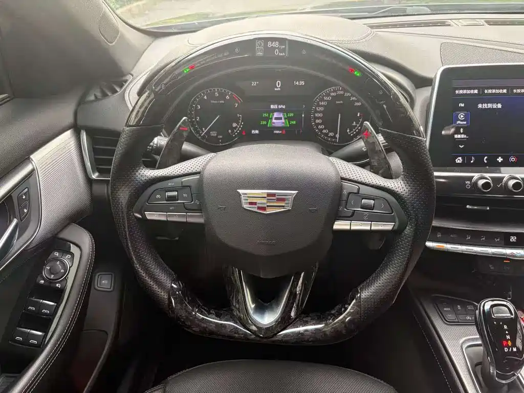 Cadillac CT5 — миниатюра 5