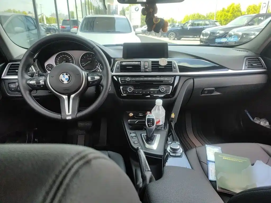 BMW 3 Series — миниатюра 13