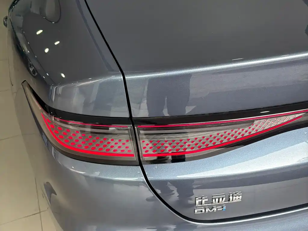 BYD Seal 05 DM-i — миниатюра 14