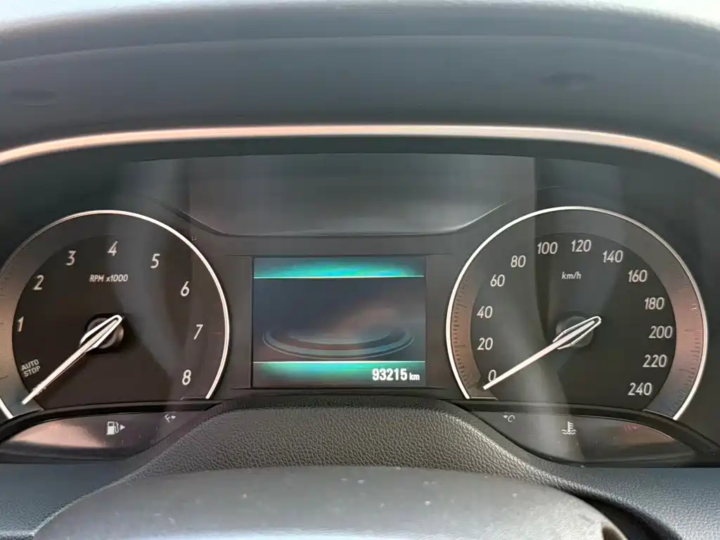 Buick Excelle — миниатюра 7