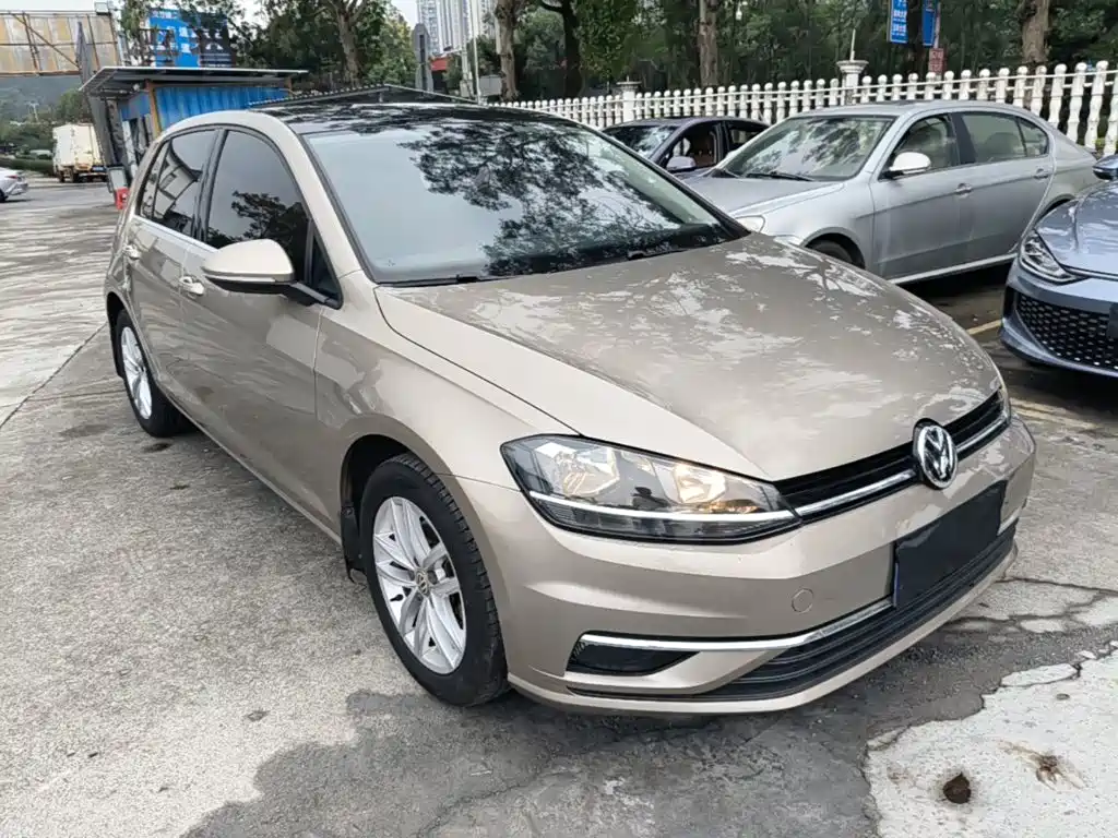 Volkswagen Golf — миниатюра 4