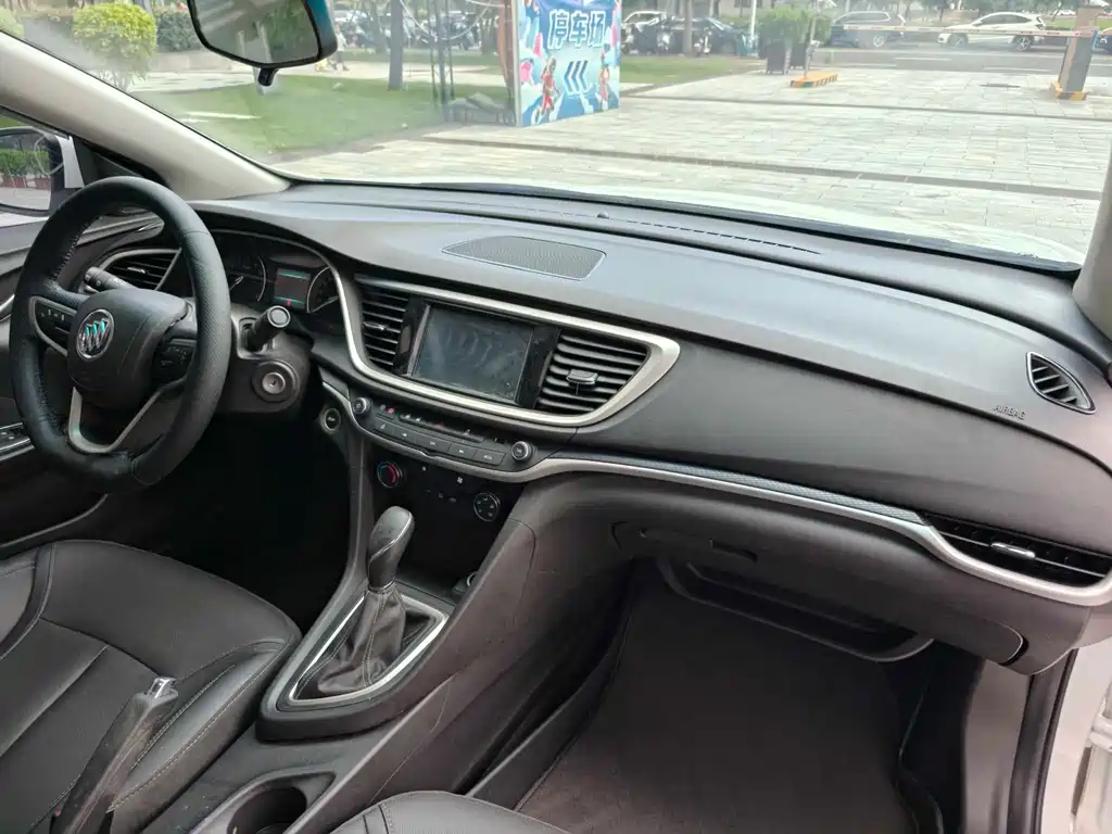 Buick Excelle — миниатюра 5