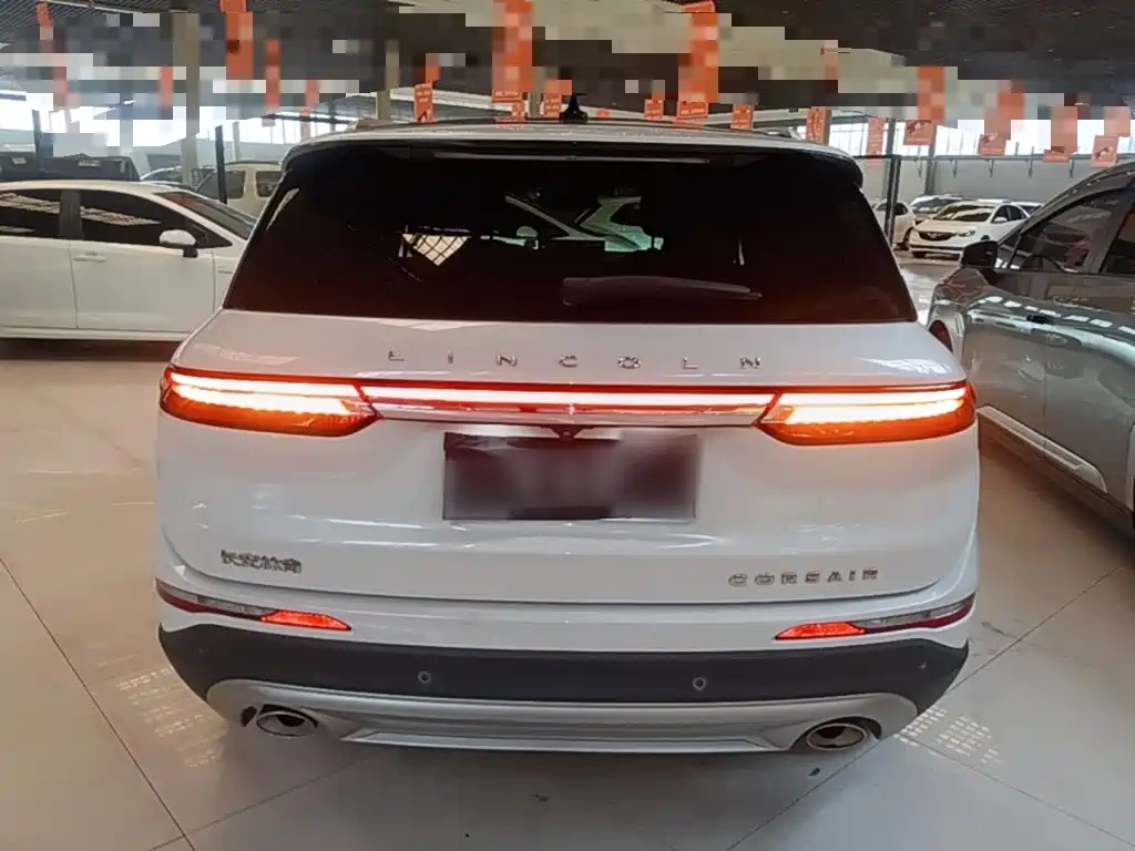 Lincoln Corsair — миниатюра 6