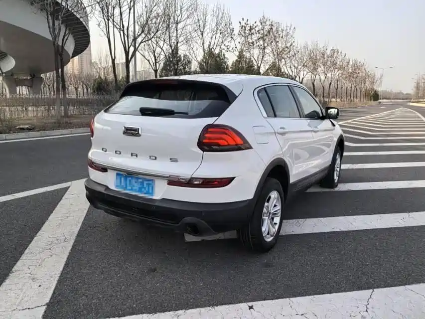 QOROS 5
