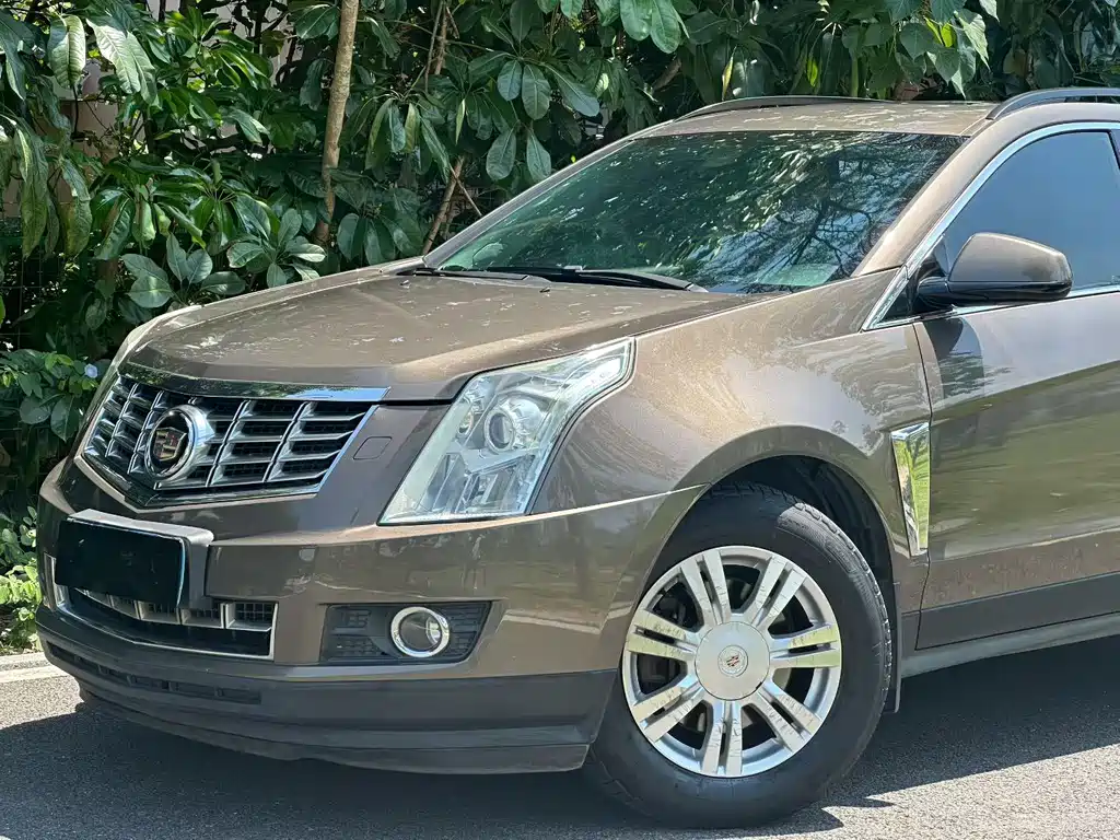 Cadillac SRX — миниатюра 3