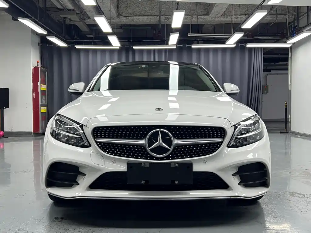 Mercedes-Benz C-Class — миниатюра 2