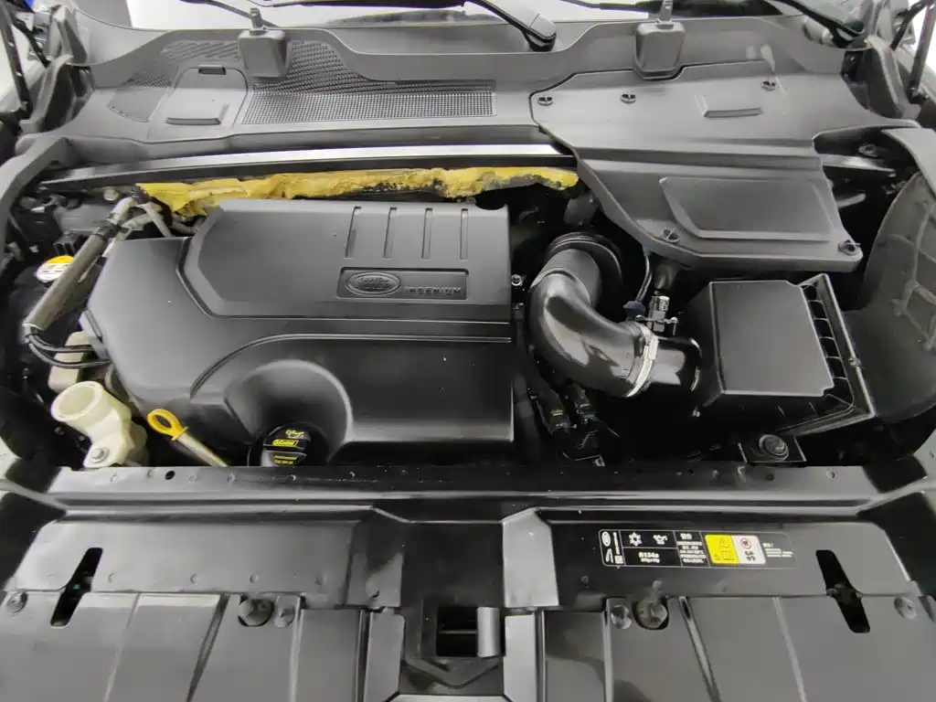 Land Rover Discovery Sport — миниатюра 6