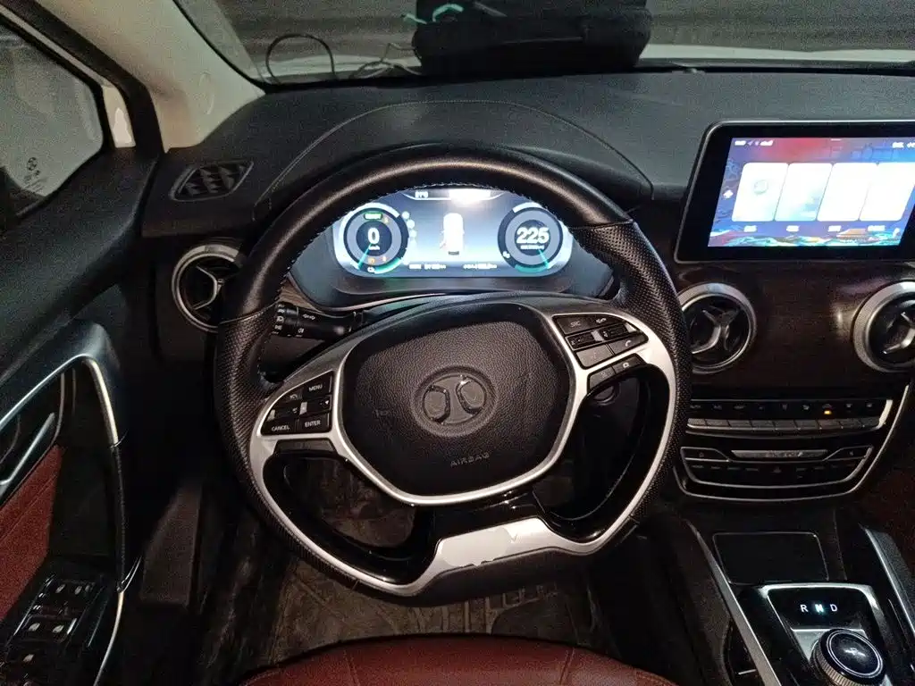 BAIC EU5 — миниатюра 11