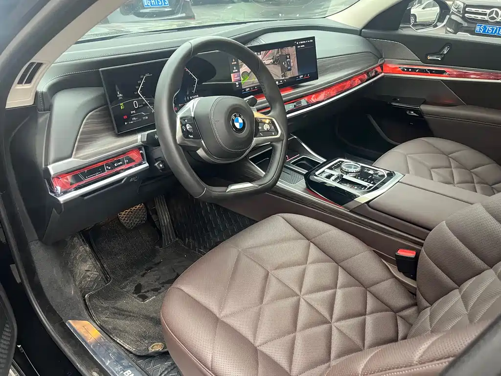 BMW 7 Series 7 2023 735Li M Sport