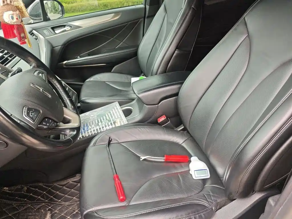 Lincoln MKC — миниатюра 17
