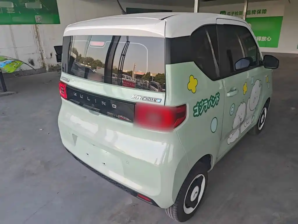 Wuling MINIEV — миниатюра 7