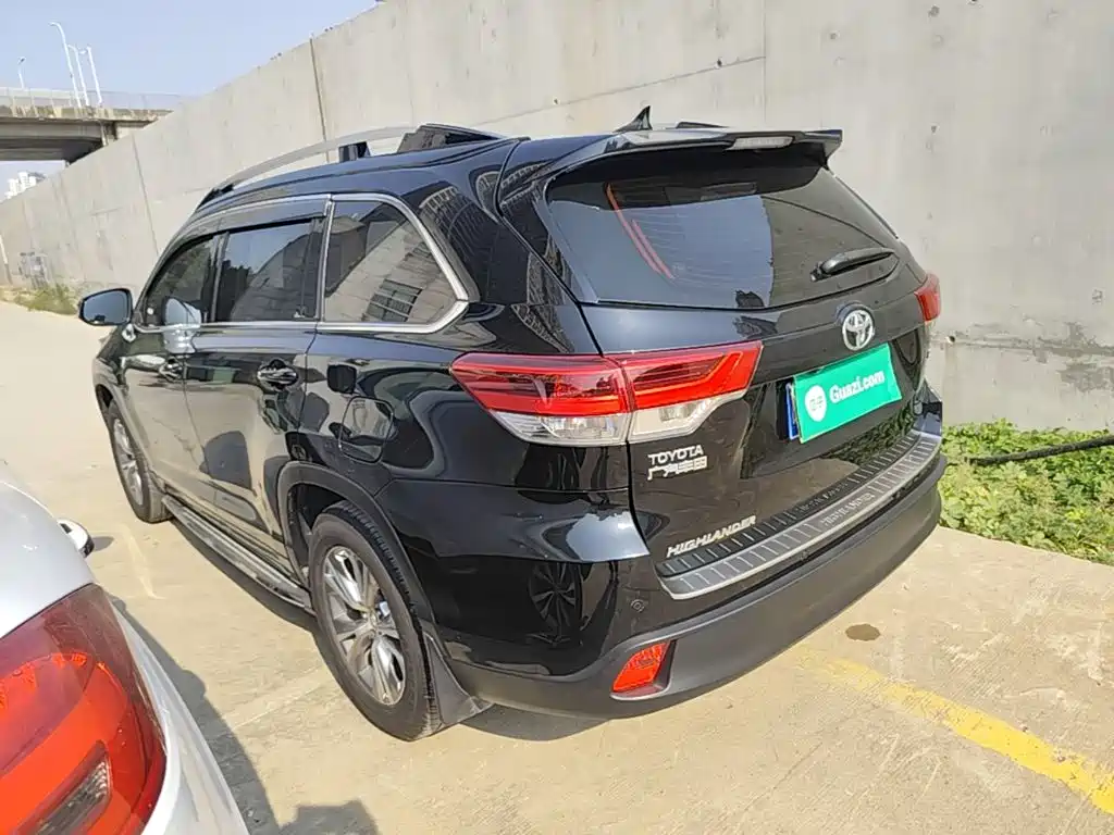 Toyota Highlander — миниатюра 5
