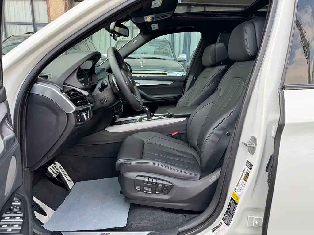 BMW X5 (Import) — миниатюра 12