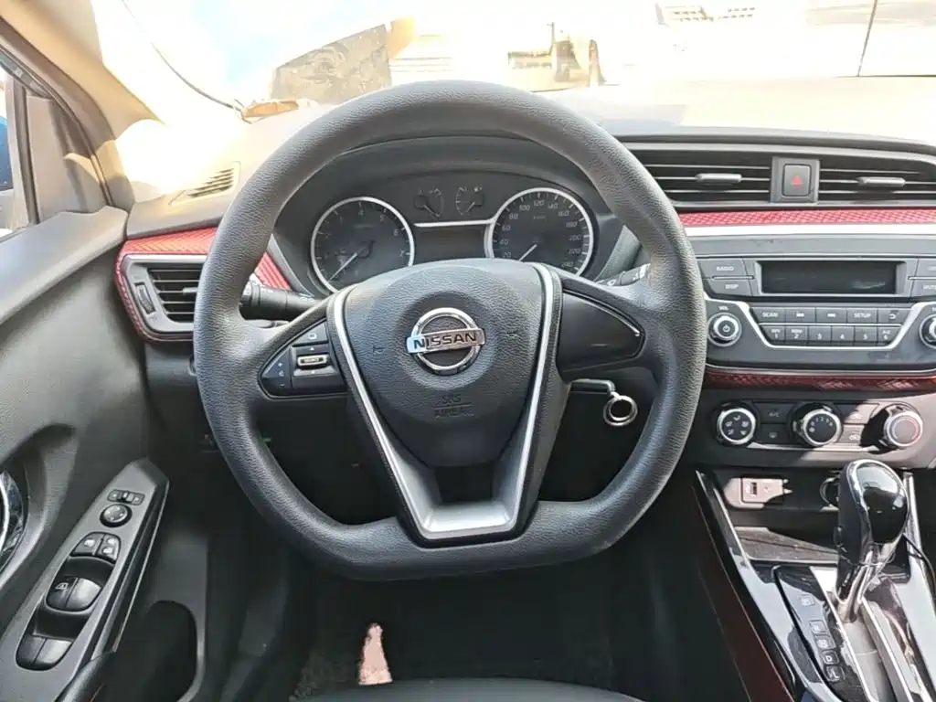 Nissan Bluebird — миниатюра 11