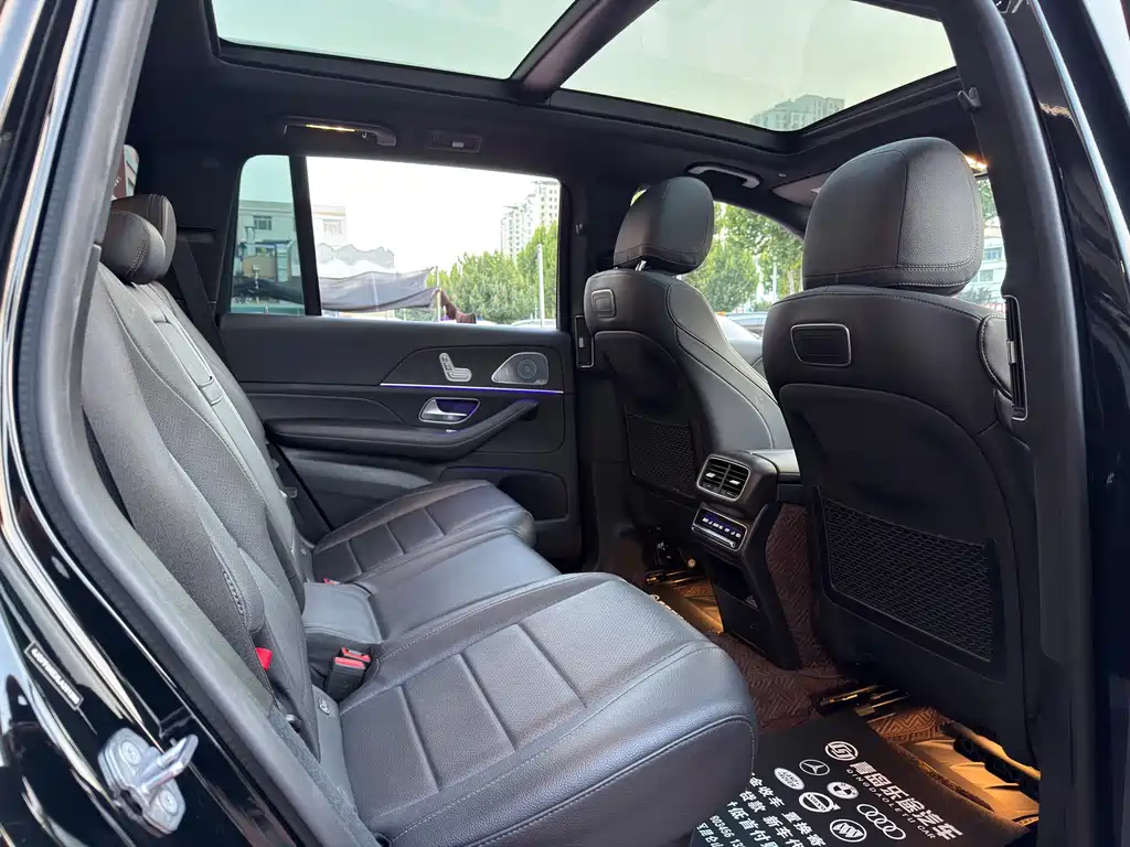 Mercedes-Benz GLS — миниатюра 12