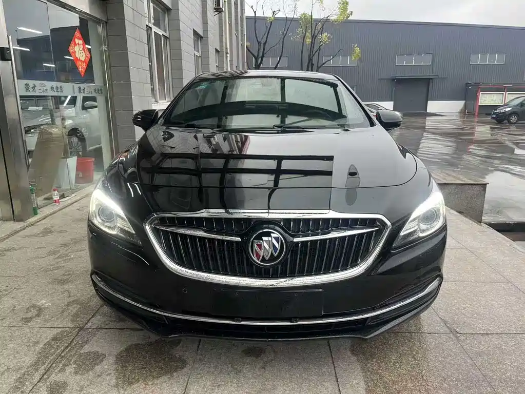 Buick LaCrosse — миниатюра 2